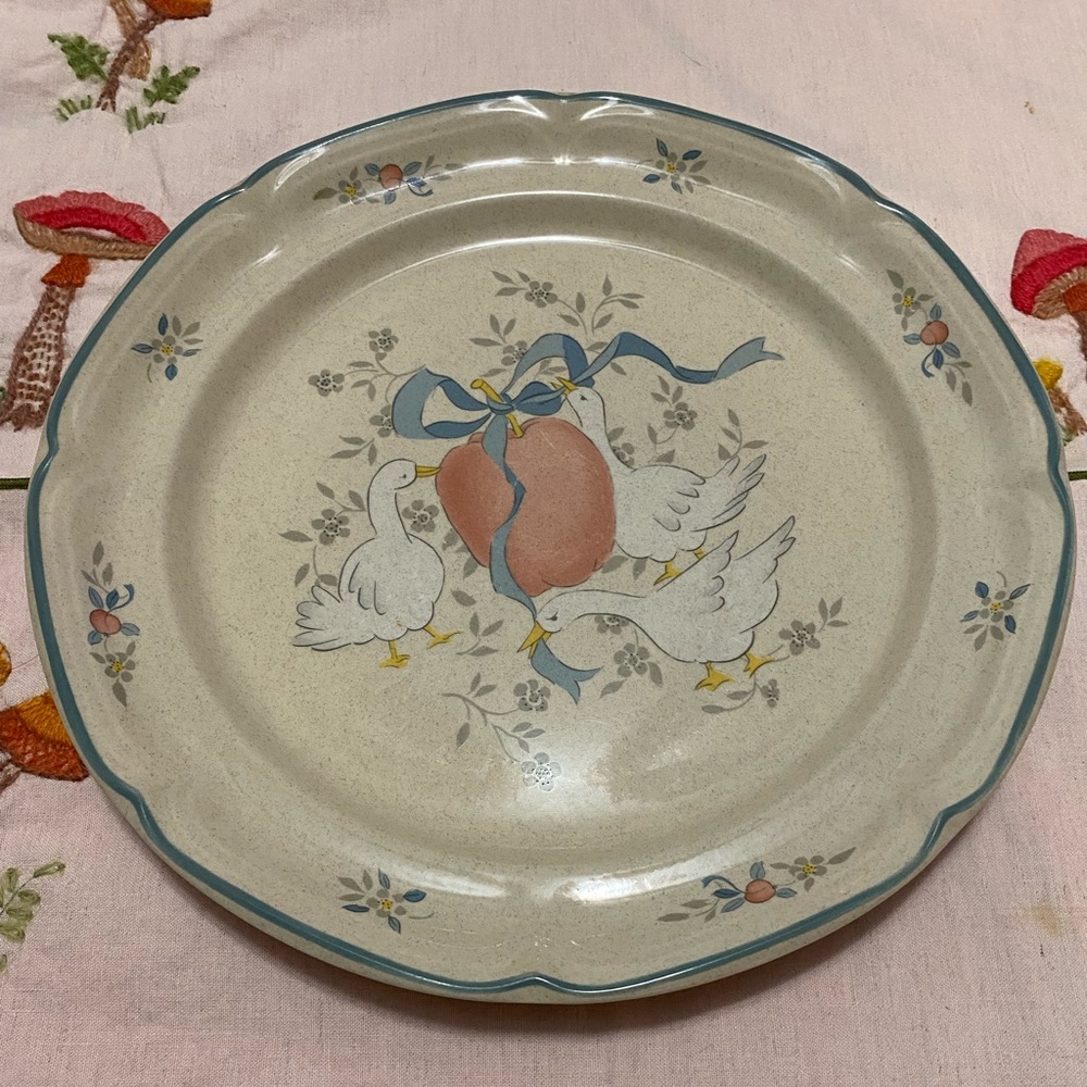 Vintage International Marmalade #8868 Country Goose Dinner Plate 🪿💙
